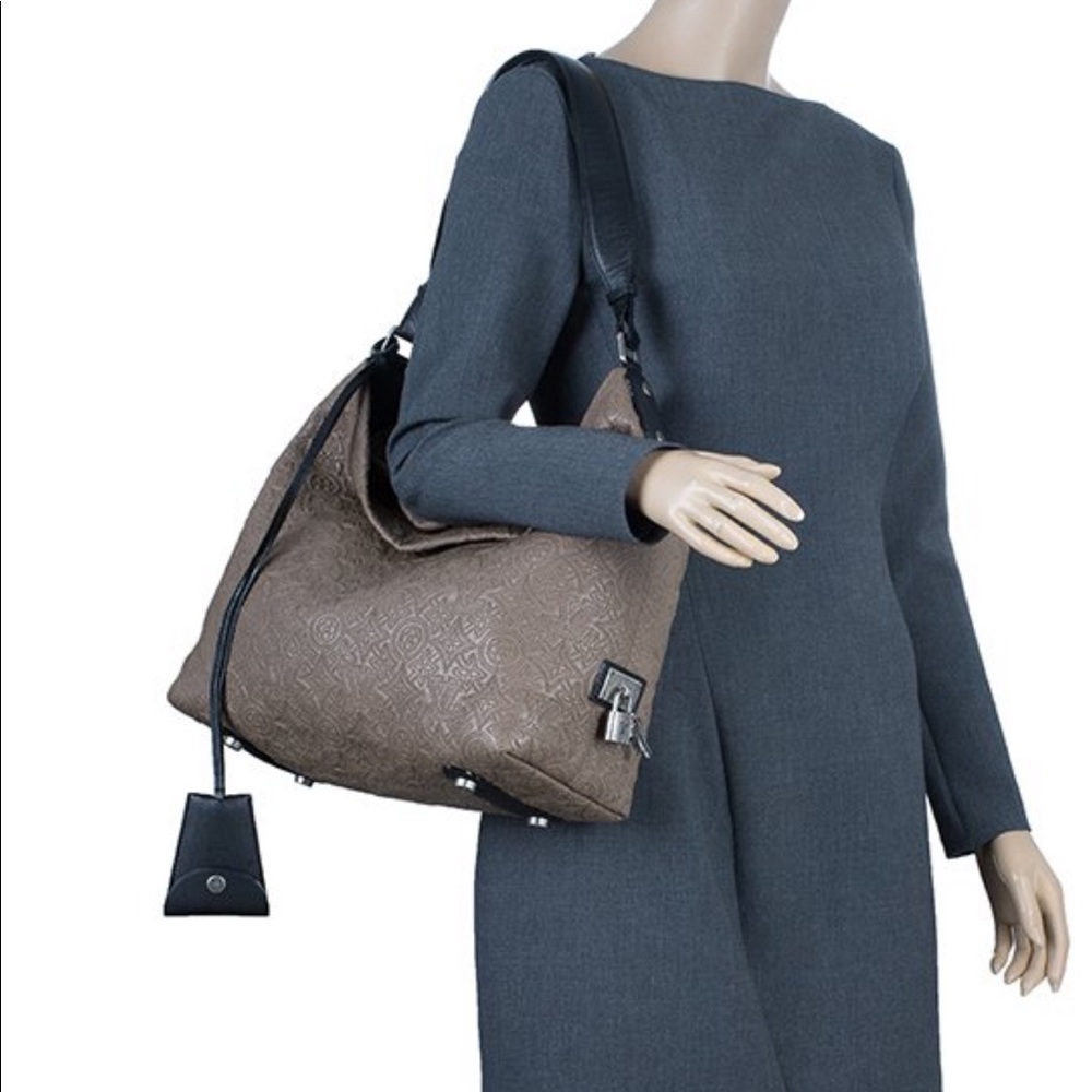 LOUIS VUITTON SPECIAL EDITION ANTHEIA HOBO GM